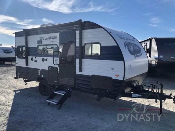Thumbnail Photo undefined for New 2023 Forest River Cherokee